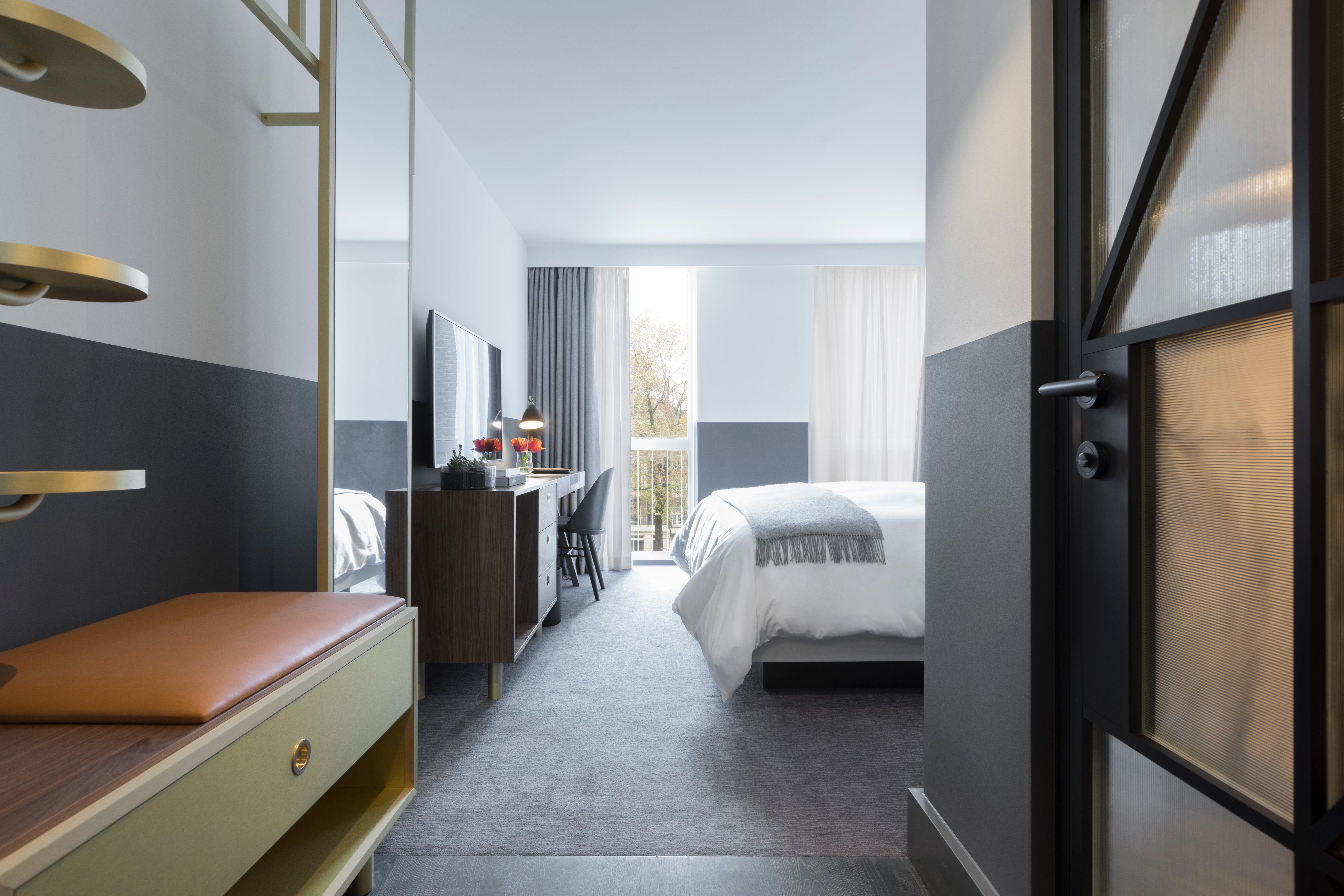 فندق كيمبتون دي ويت أمستردام المظهر الخارجي الصورة A room at the hotel